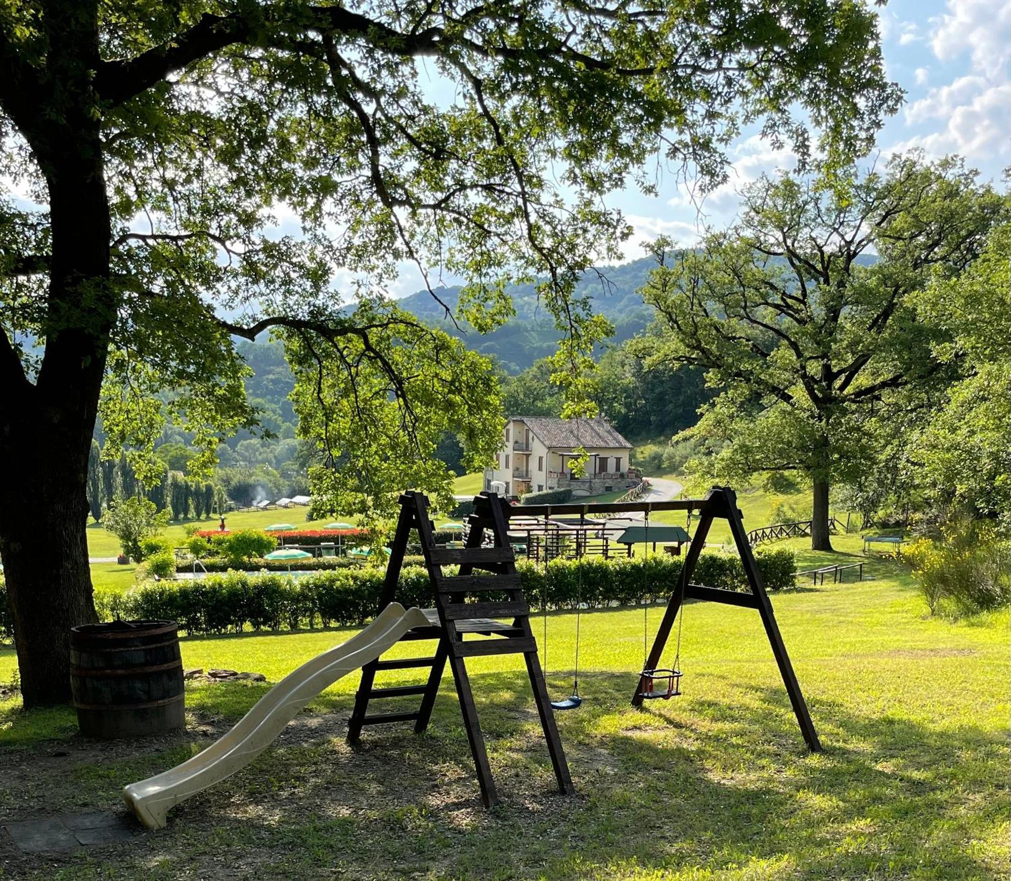 Cerqua Rosara Residence Valtopina エクステリア 写真