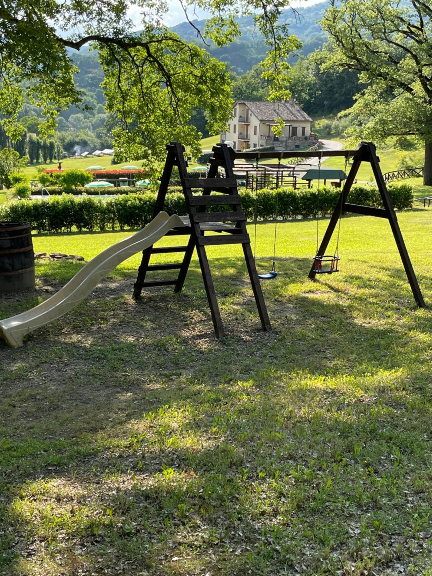 Cerqua Rosara Residence Valtopina エクステリア 写真